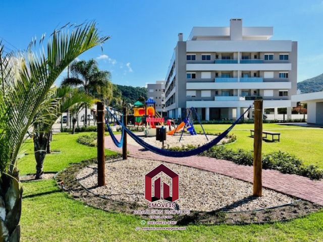 Apto no Condomínio Cannes Club Residence Em Florianópolis  SC