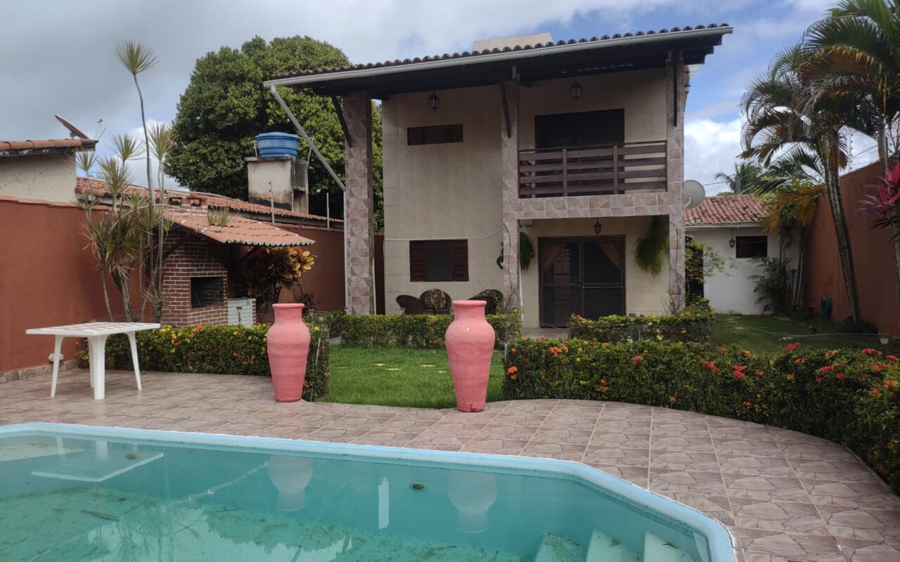 Casa mobiliada á venda na praia de Tamandaré PE