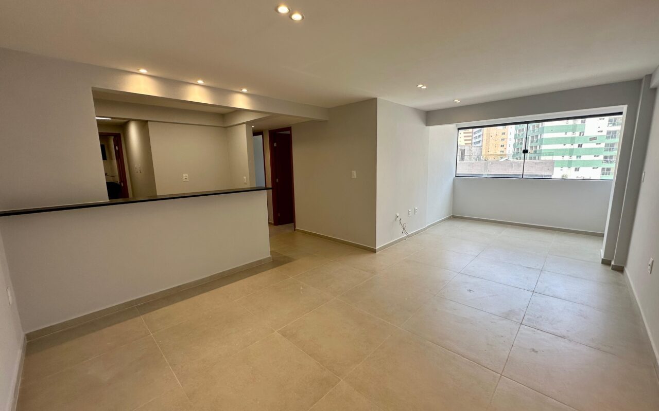 Apartamento todo reformado ,Três Quartos Manaira João Pessoa