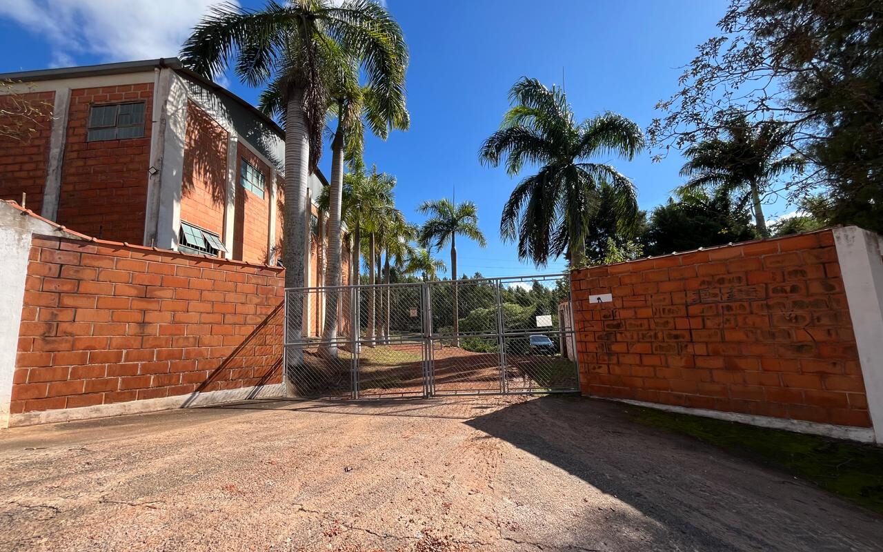 Área Industrial a venda em Itu/SP com cinco Galpões Industriais