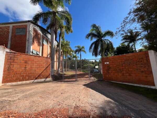 Área Industrial a venda em Itu/SP com cinco Galpões Industriais