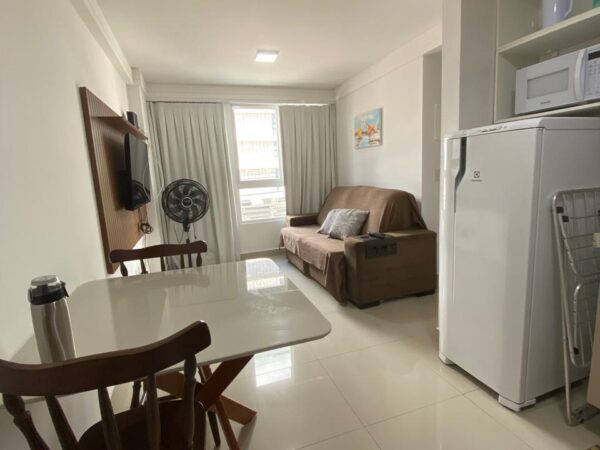 Mar Bello Plaza Flats de 2 Quartos com Varanda. Vista mar . Em Intermares. Junto á Praia