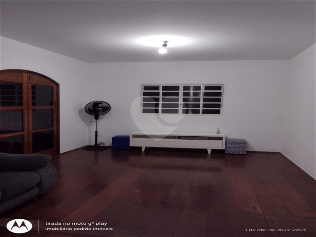 Casa de 2 quartos, 200m² no bairro Vila Marimbondo, em Lençóis Paulista