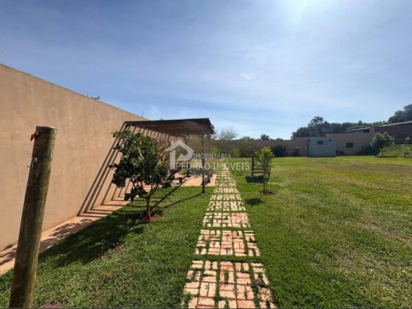 Fazenda/Sítios/Chácaras de 2000m² no bairro Chácaras Santo Antônio, em Lençóis Paulista