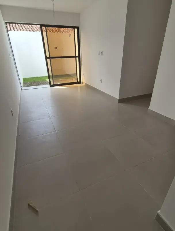 Apartamento novo térreo, nascente Bairro dos Estados