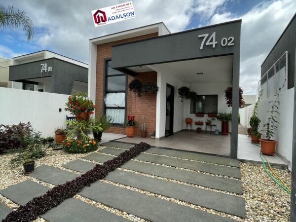 Casa há venda com duas suítes, Churrasqueira , Vaga de Garagem, Cidade Tijucas SC