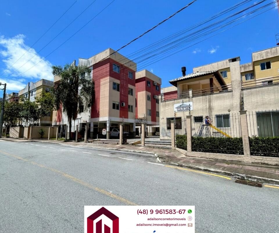 Apartamento 2 quartos e reformado à venda em São José SC! Bairro Real Parque