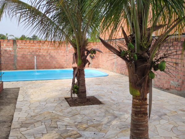 Vendo ou Troco – Chácara Imperdível no Lago Azul