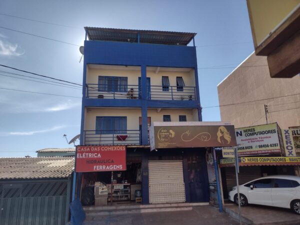 PRÉDIO MISTO | QR 408 | SAMAMBAIA NORTE – DF  – R$ 1.350.000 | Renda Mensal ~R$ 10.000