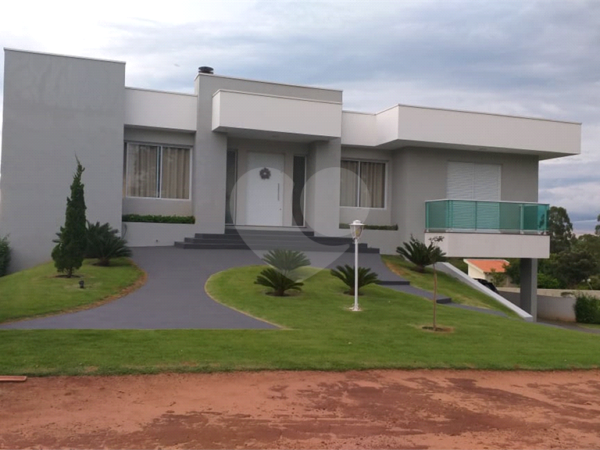Casa de Condomínio de 2 quartos, 300m² no bairro Centro, em Arandu