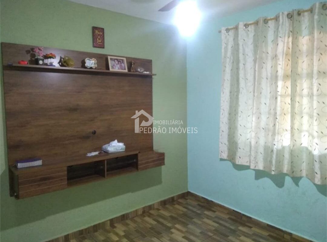 Casa de 3 quartos, 372m² no bairro Vila Baccili, em Lençóis Paulista