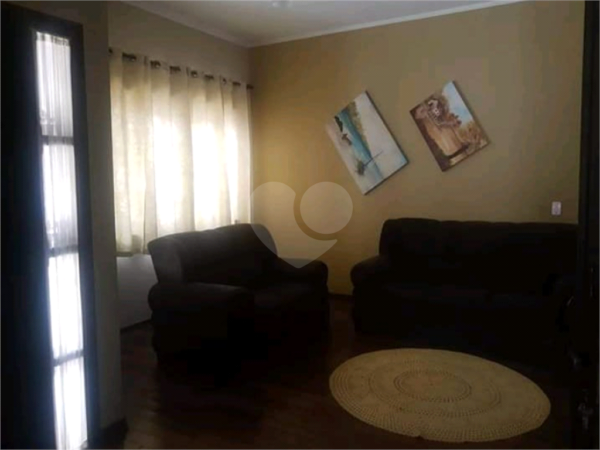 Casa de 3 quartos, 230m² no bairro Vila Antonieta I, em Lençóis Paulista