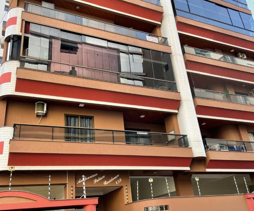 PRONTA PARA MORAR – Linda Cobertura Duplex à venda no Edifício Anthurium Palace Residence