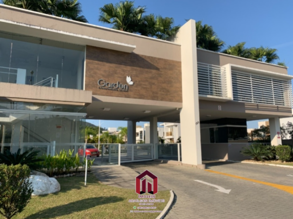 CASA 3 DORM UM SUITE NO GARDEN CONDOMINIO CLUBE EM BIGUAÇU SC Brasil