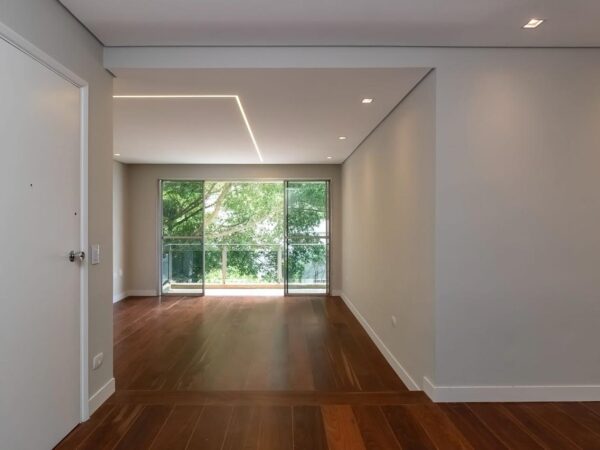Vende-se no Morumbi, apartamento com 3 Quartos e 2 Vagas de Garagem