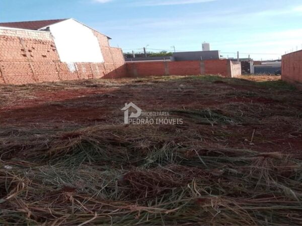Lote/Terreno de 265m² no bairro Jardim Grajaú, em Lençóis Paulista