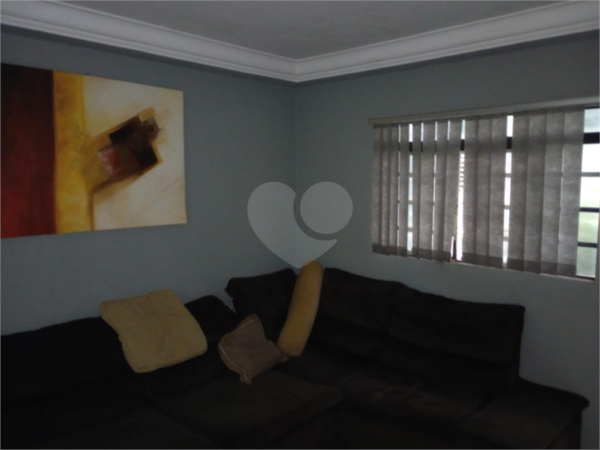 Casa de 2 quartos, 150m² no bairro Jardim Itapuã, em Lençóis Paulista