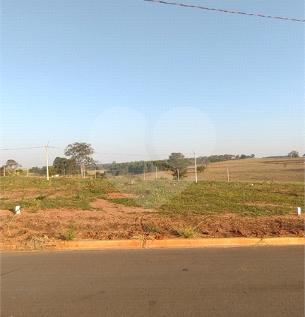 Lote/Terreno de 200m² no bairro Centro, em Borebi