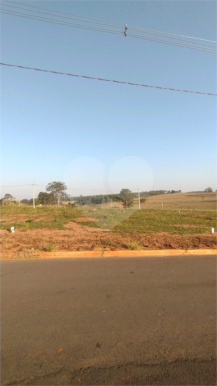 Lote/Terreno de 200m² no bairro Centro, em Borebi