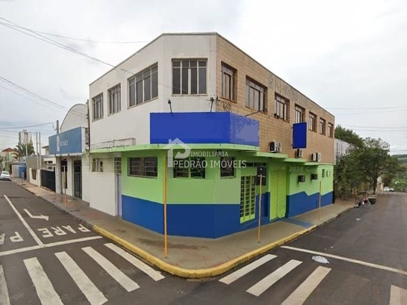 Loja / Salão / Ponto Comercial de 484m² no bairro Centro, em Lençóis Paulista