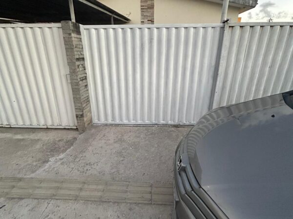 Casa de 2 Quartos. Terreno 125 mts2.no Bairro Jardim Veneza, João Pessoa