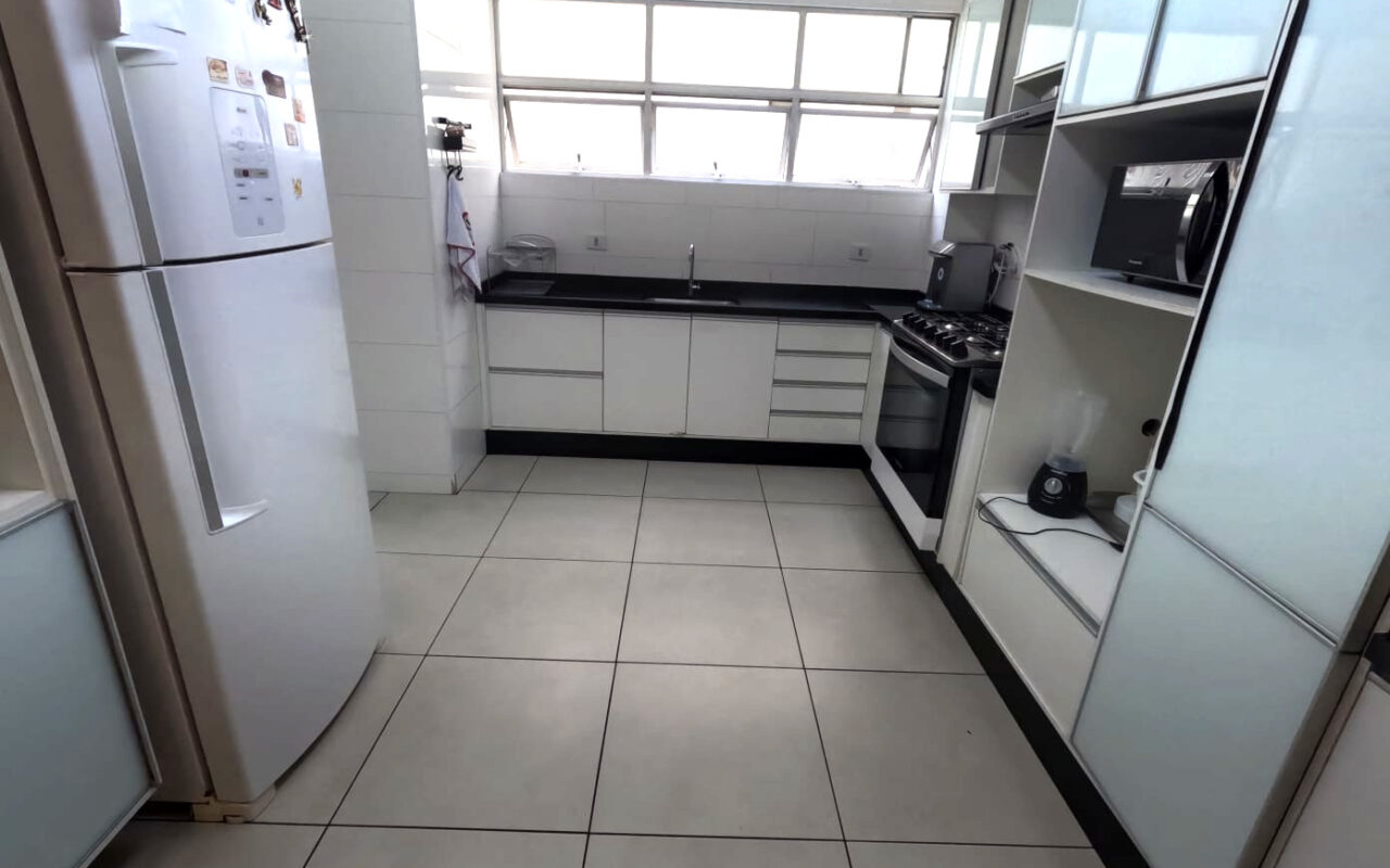 Apartamento Amplo em Higienópolis