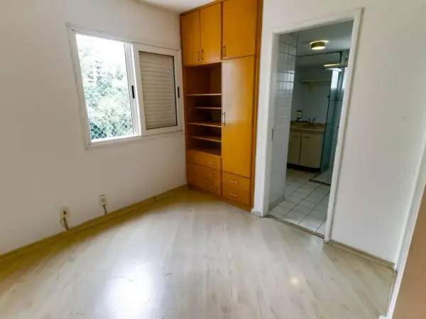 VENDO  NO MORUMBI,AP. 97M2, COM 3 QUARTOS, SENDO 1 SUITE, 2 GARAGEM, LAZER, ACEITA PETH
