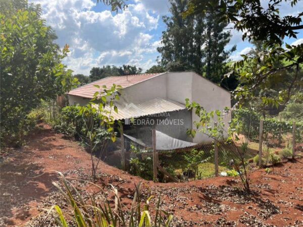 Fazenda/Sítios/Chácaras de 3 quartos, 80m² no bairro Centro, em Lençóis Paulista