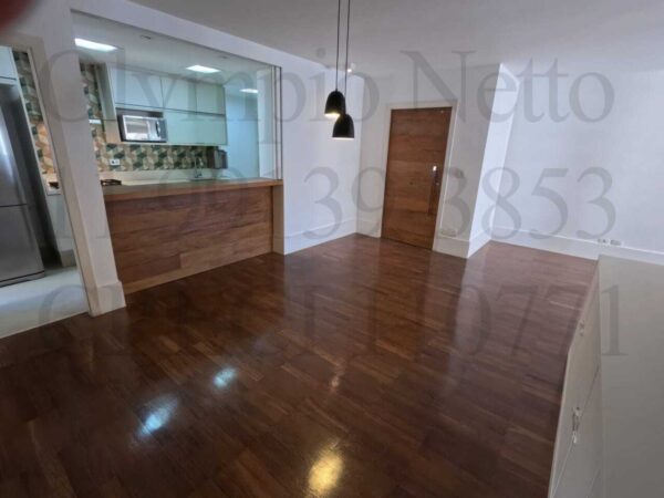 Excelente Apartamento todo reformado, andar alto,Itaim Bibi