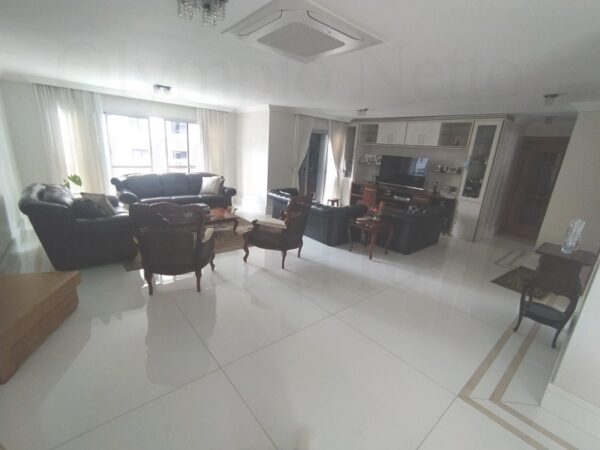 Apartamento 3 dormitórios 1 suíte 215m² 2 vagas Itaim Bibi Sao Paulo/SP