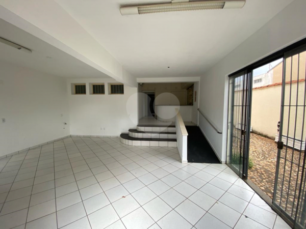 Loja / Salão / Ponto Comercial de 65m² no bairro Vila Antonieta I, em Lençóis Paulista