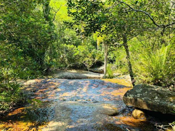 Área Rural Exclusiva com CACHOEIRAS NATURAIS. Vista para o Lago e para o mar de  Imaruí/SC