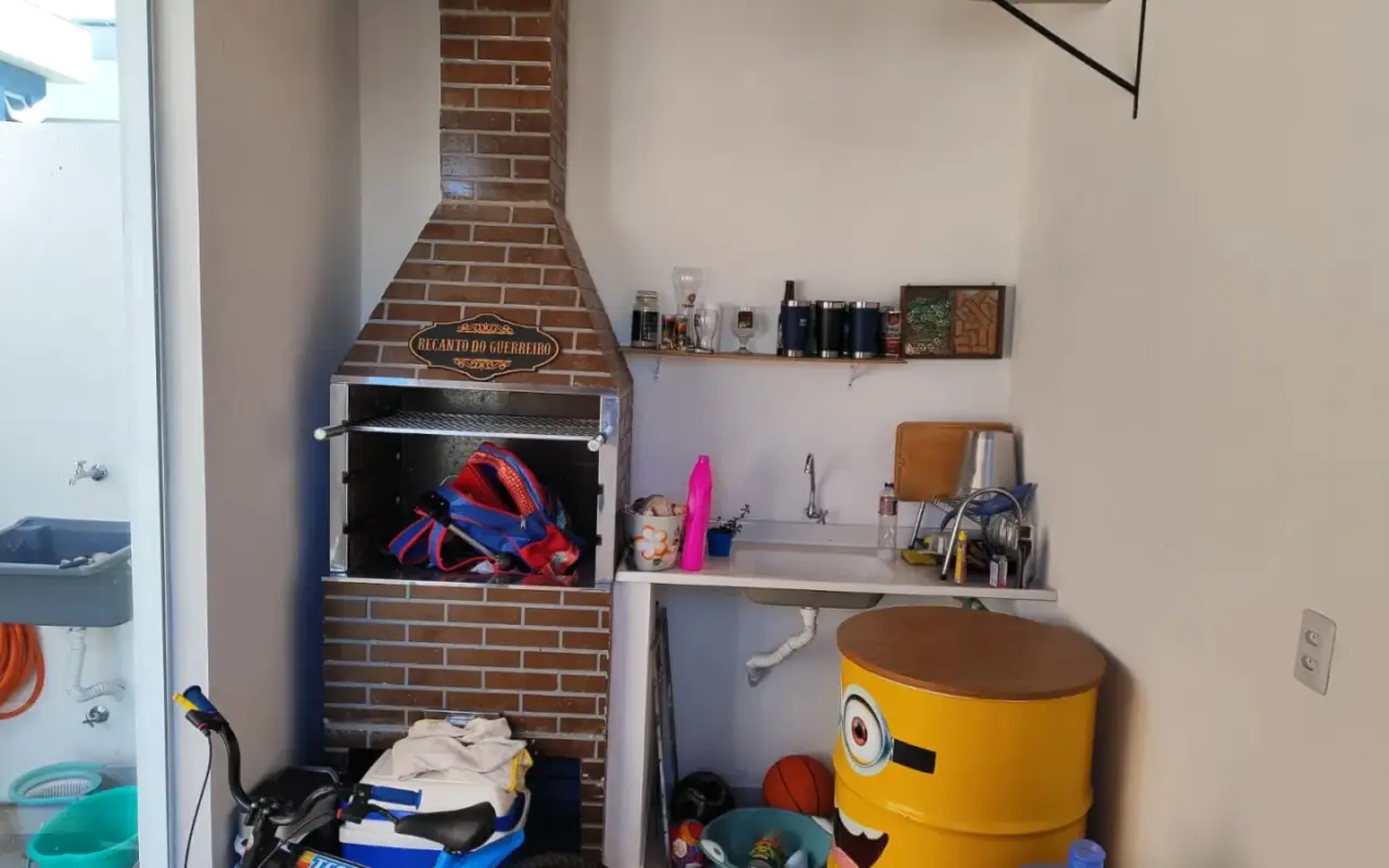 EXCELENTE CASA TÉRREA NO AMARILES