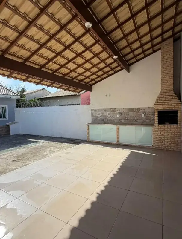 ÓTIMA CASA COM ÁREA GOURMET APENAS R$ 350.000,00