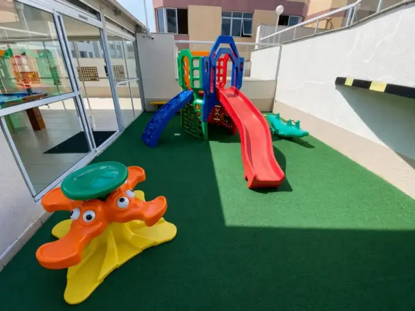 Exclusividade e Estilo no Abraão: Seu Refúgio Particular no Porto dos Corais