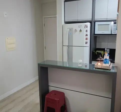 APARTAMENTO de 2 Quartos, sacada com churrasqueira,perto Shopping Norte em Blumenau