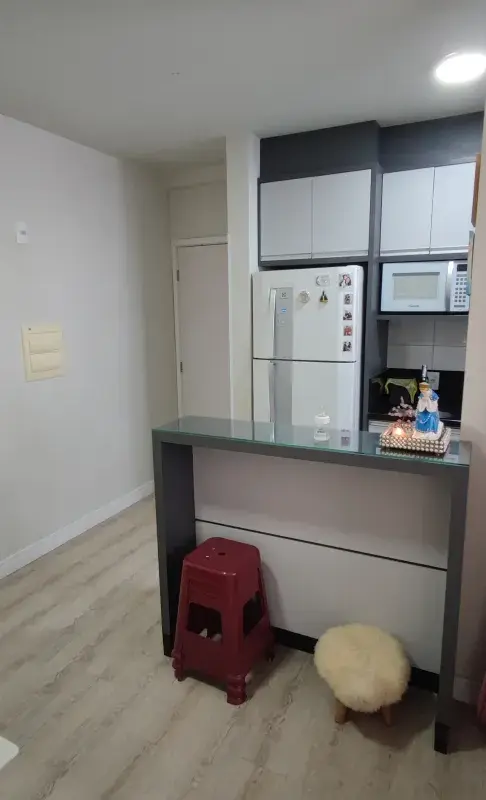 APARTAMENTO de 2 Quartos, sacada com churrasqueira,perto Shopping Norte em Blumenau