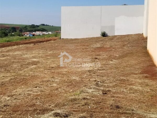 Lote/Terreno de 1528m² no bairro Centro, em Macatuba