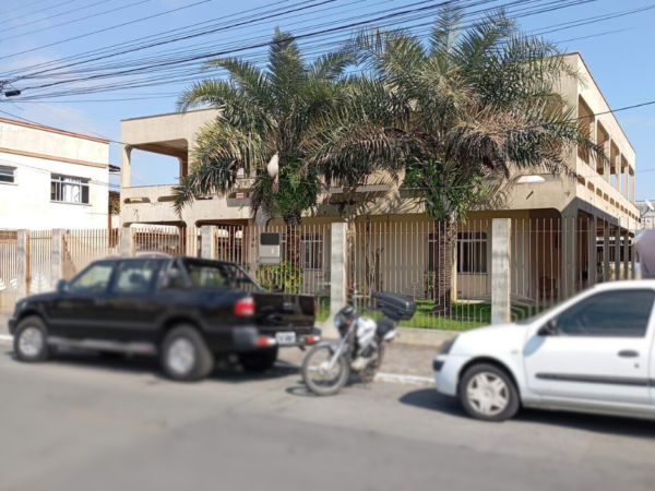 Mansão e Área Comercial em Itajaí