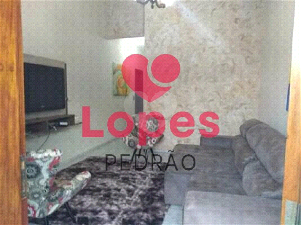 Casa de 3 quartos, 275m² no bairro Jardim Ubirama, em Lençóis Paulista