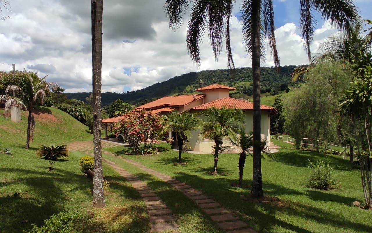 Vendo ou Permuto Chácara com vista única em São Pedro