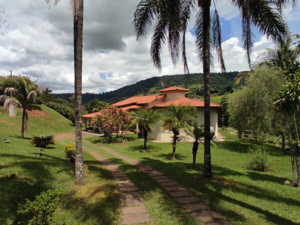 Vendo ou Permuto Chácara com vista única em São Pedro