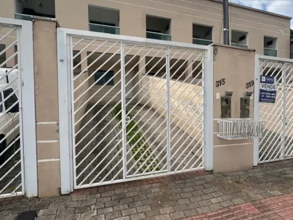 Sobrado Moderno  no Tabuleiro: Conforto e Localização Privilegiada em Camboriú