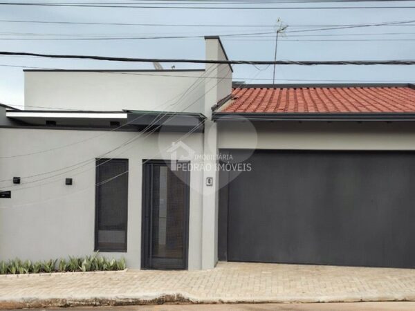 Casa de 3 quartos, 184m² no bairro Vila Nossa Senhora Aparecida, em Lençóis Paulista