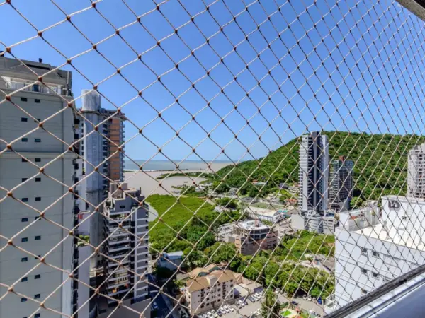 Seu Novo Estilo de Vida no Bairro Fazenda: Apartamento Home Club de Alto Padrão