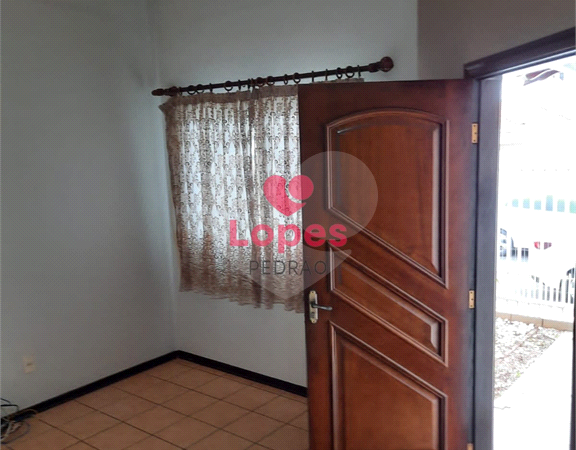 Casa de 3 quartos, 147m² no bairro Jardim Ubirama, em Lençóis Paulista