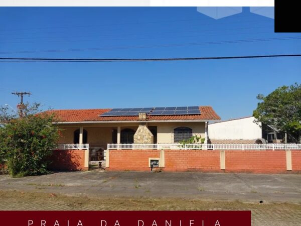 Casa com 4 Quartos e 3 banheiros à Venda, 201 m² por R$ 1.850.000