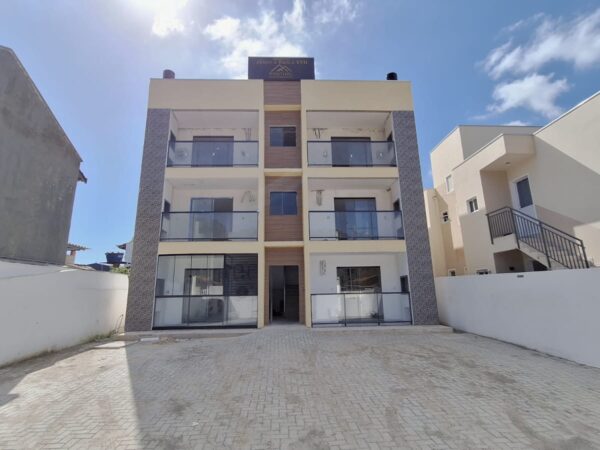 Apartamento entrada parcelada,Penha, Litoral de Santa Catarina. Sacada com churrasqueira
