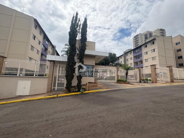 Apartamento de 4 quartos, 114m² no bairro Jardim Ubirama, em Lençóis Paulista