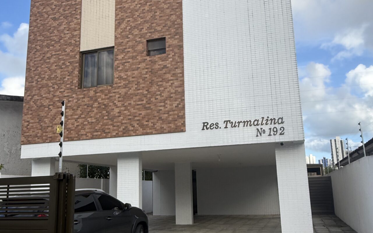 Apartamento no bairro Pedro gondim